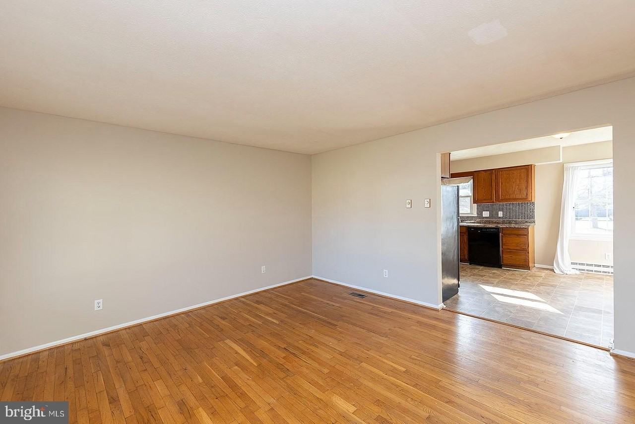 120 Meadowlark Ln - Photo 2 of 35