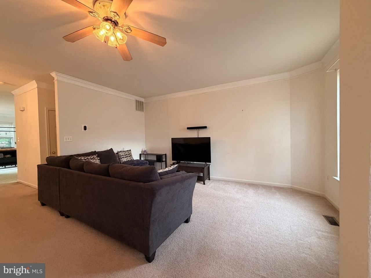 4663 Flatlick Branch Dr - Photo 4 of 23