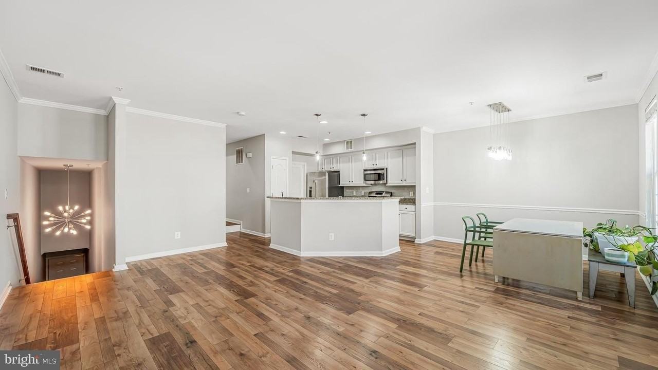 4888 Dane Ridge Cir - Photo 3 of 32