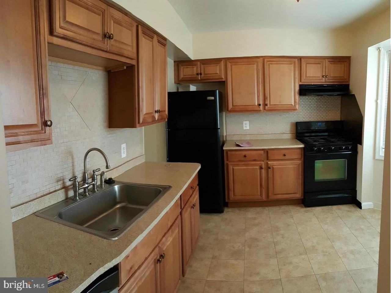 8091 Community Dr - Photo 2 of 11