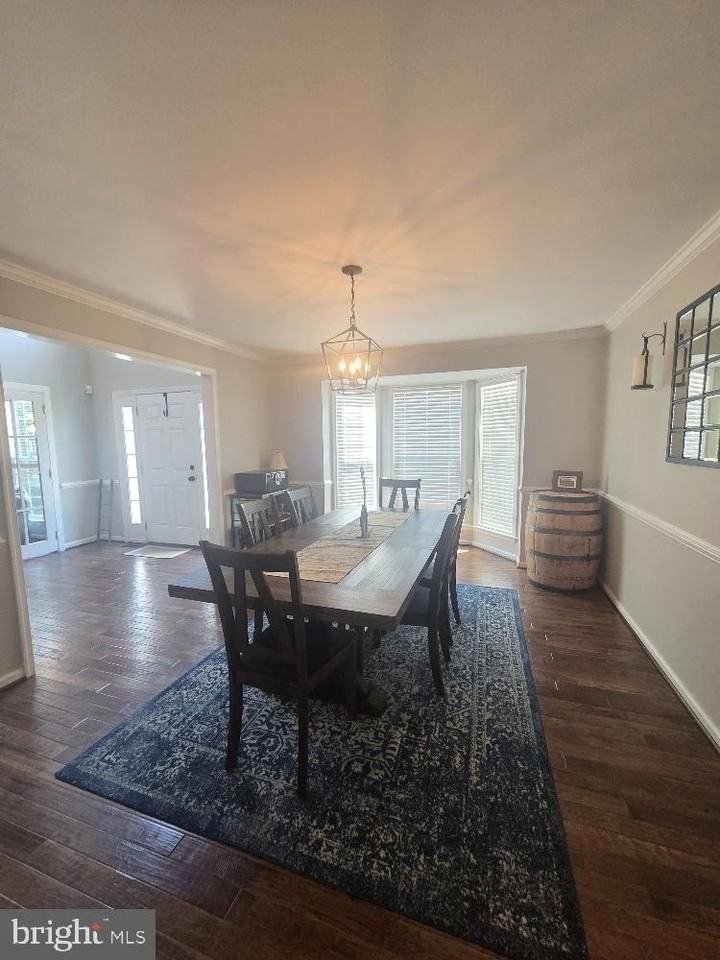 3630 Carolina Ct - Photo 5 of 40