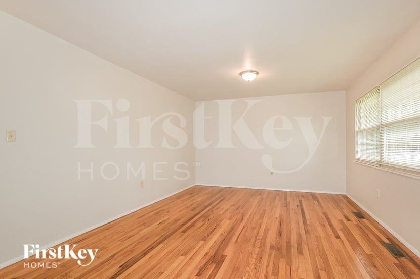 7 Santa Anita Ct - Photo 3 of 16
