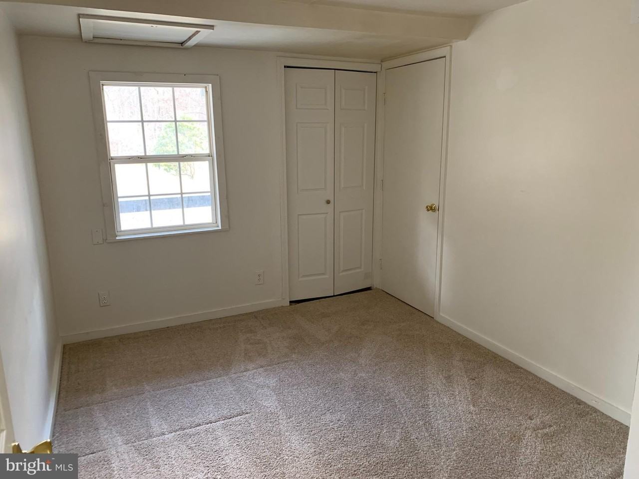 729 Dollar Ln - Photo 6 of 23