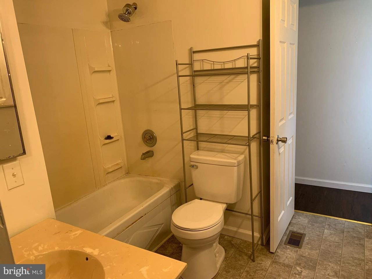 729 Dollar Ln - Photo 7 of 23