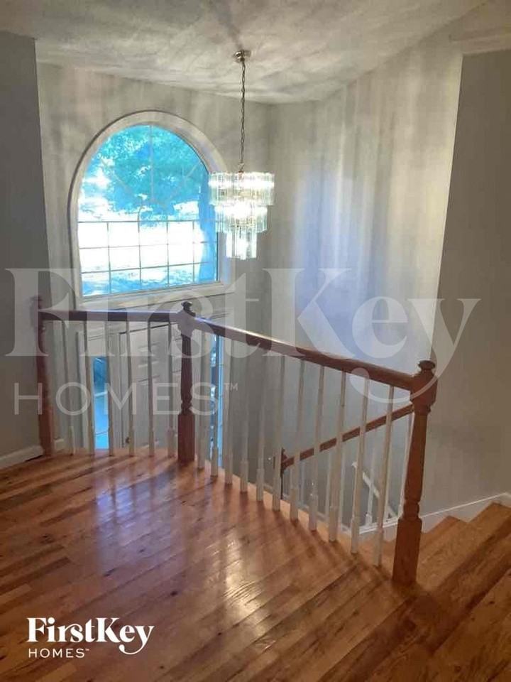 6550 Remington Dr - Photo 2 of 19