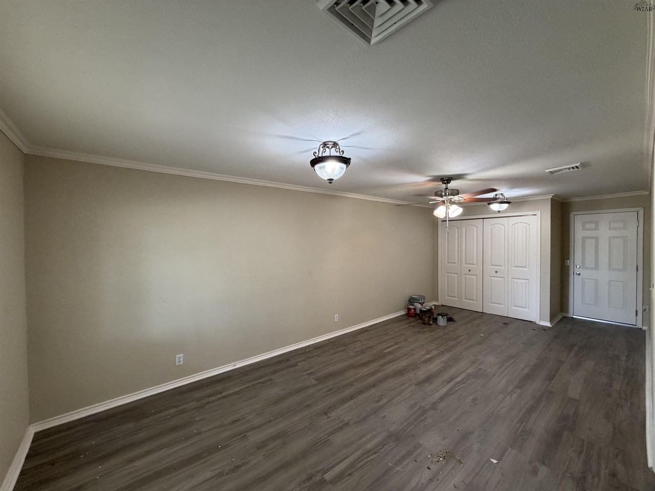 1417 Covington St - Photo 6 of 13
