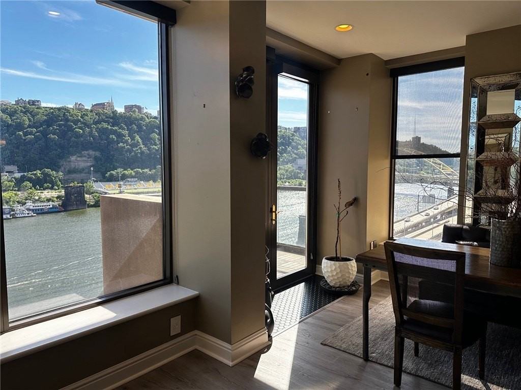 151 Fort Pitt Blvd #902 - Photo 6 of 26