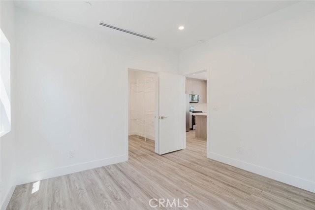 17846 Rinaldi St - Photo 2 of 8