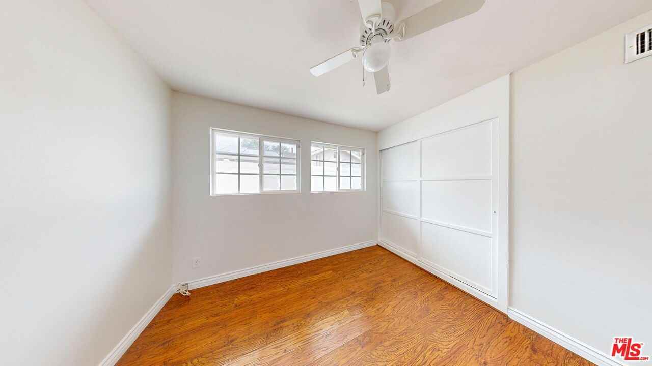 17155 Donmetz St - Photo 2 of 8