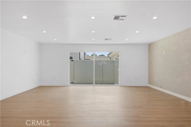 17150 Mayall St - Photo 7 of 8