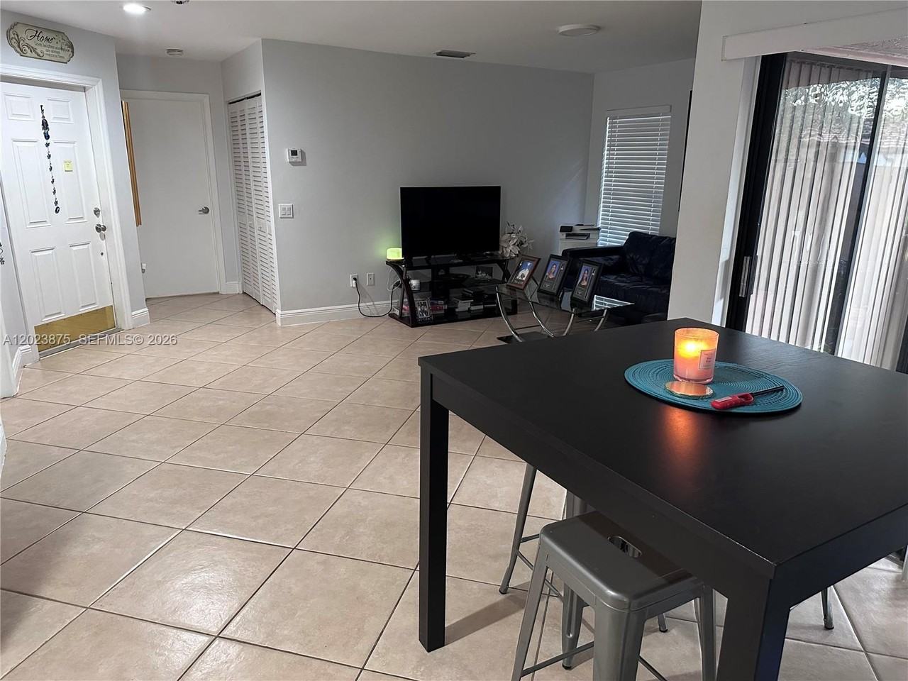 15205 Sw 48th Ter - Photo 2 of 6