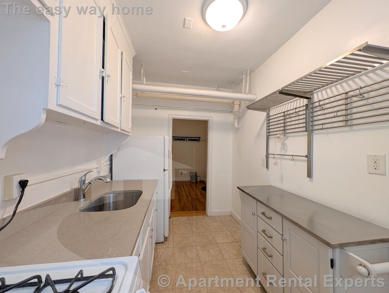 16 Ware St #B - Photo 5 of 20