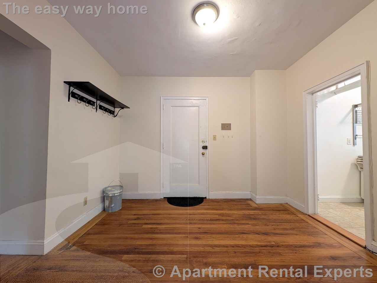 16 Ware St #B - Photo 6 of 20
