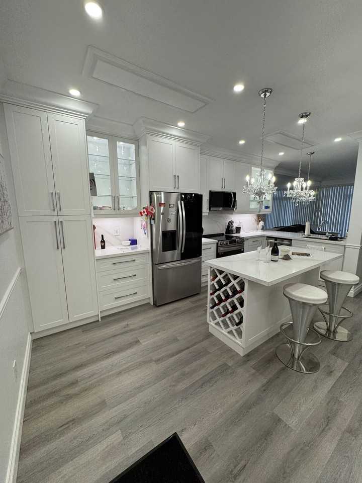 1200 The Esplanade North - Photo 2 of 11