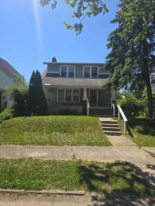 695 S Eureka Ave - Photo 5 of 29