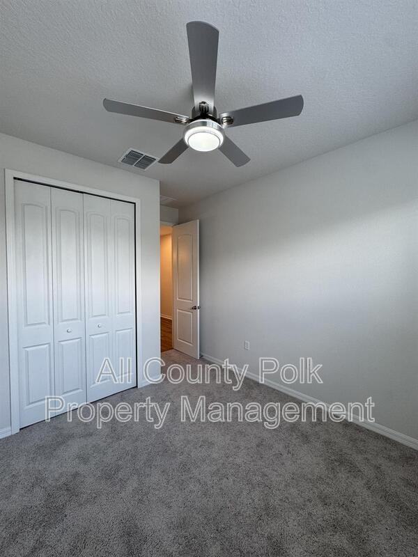 851 Folklore Ln - Photo 6 of 45