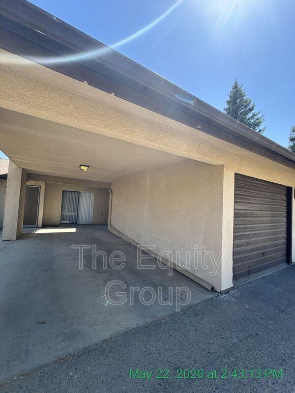 148 S Peppertree St - Photo 2 of 26