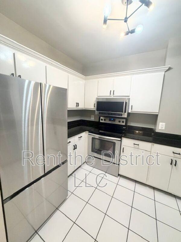 1511 22nd St Nw #33 - Photo 6 of 15