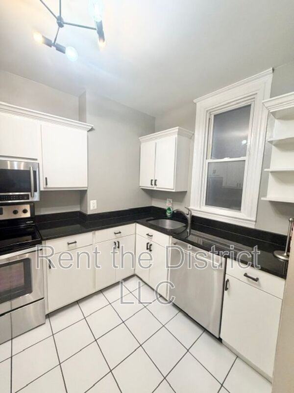 1511 22nd St Nw #33 - Photo 7 of 15