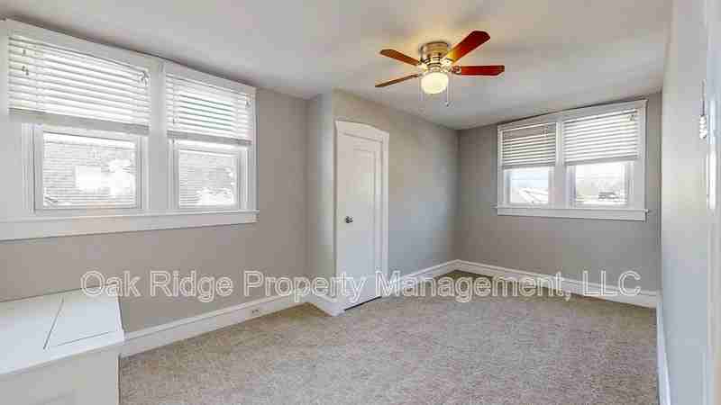 30 E 4th Ave - Photo 4 of 10