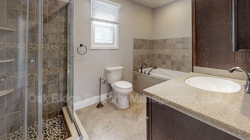 30 E 4th Ave - Photo 5 of 10