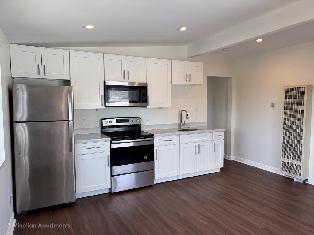 1813 12th St #G - Photo 5 of 12