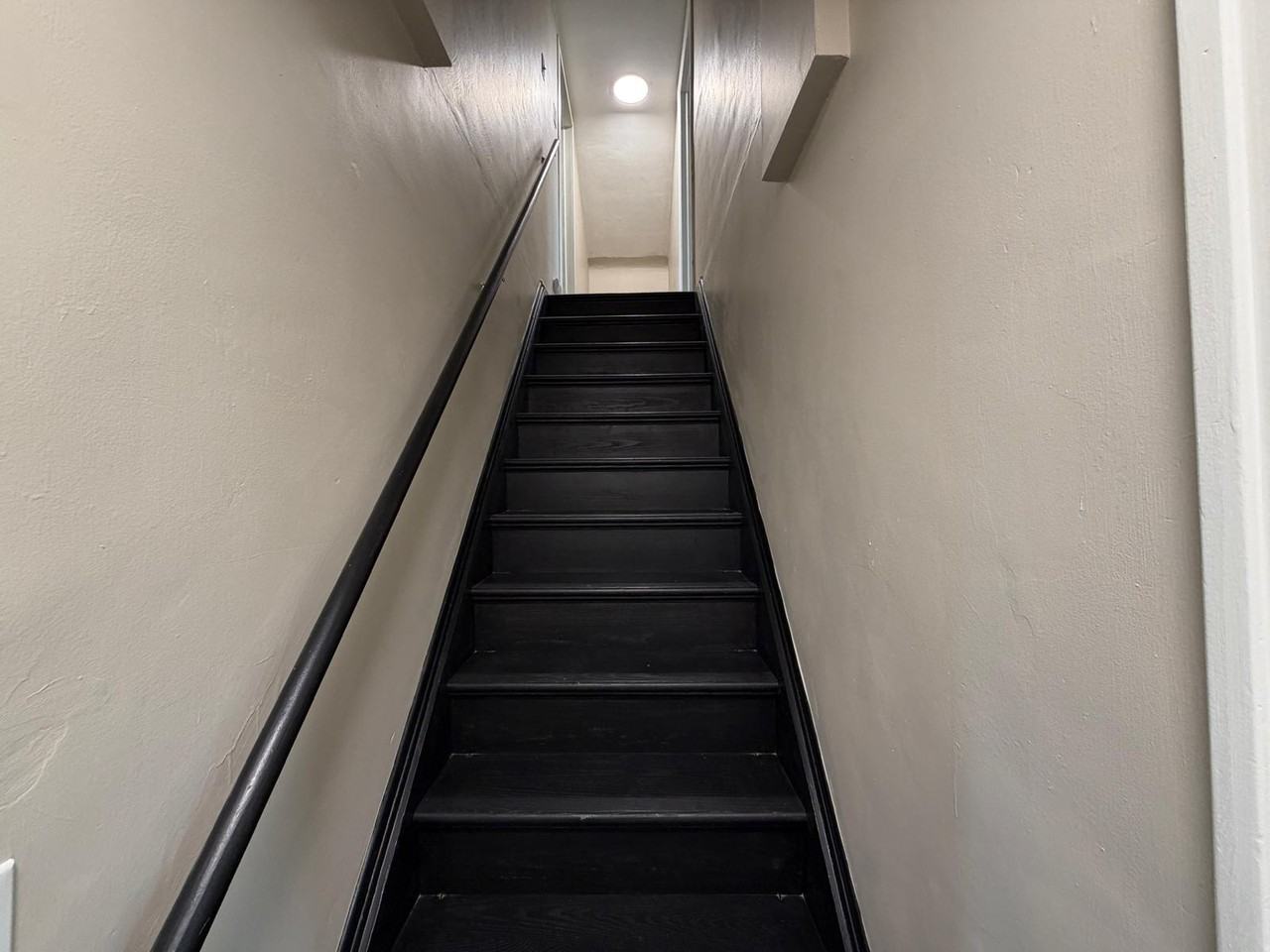 871 Horton St - Photo 2 of 23