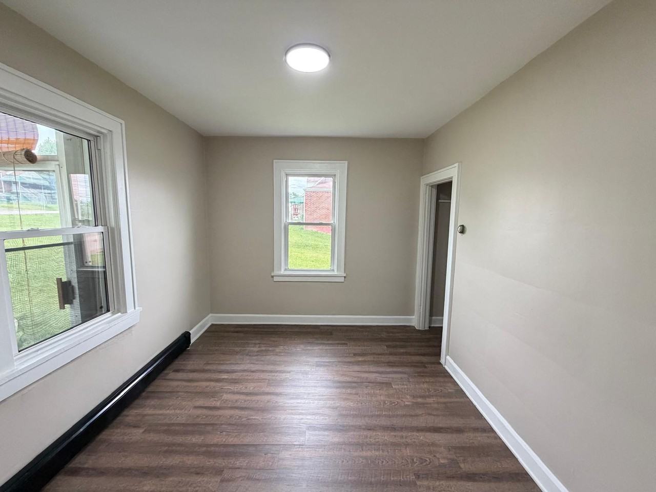 871 Horton St - Photo 7 of 23