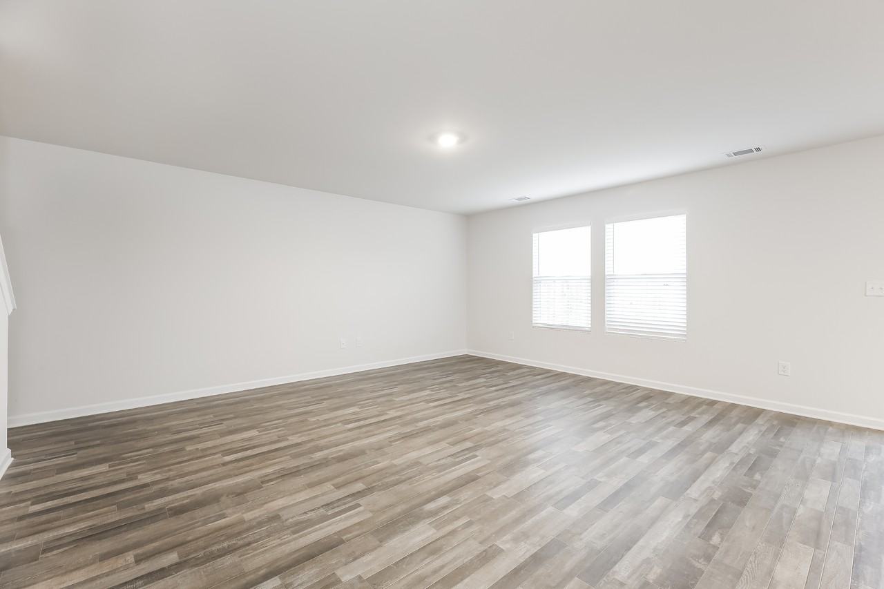547 Springtime Ln - Photo 5 of 16