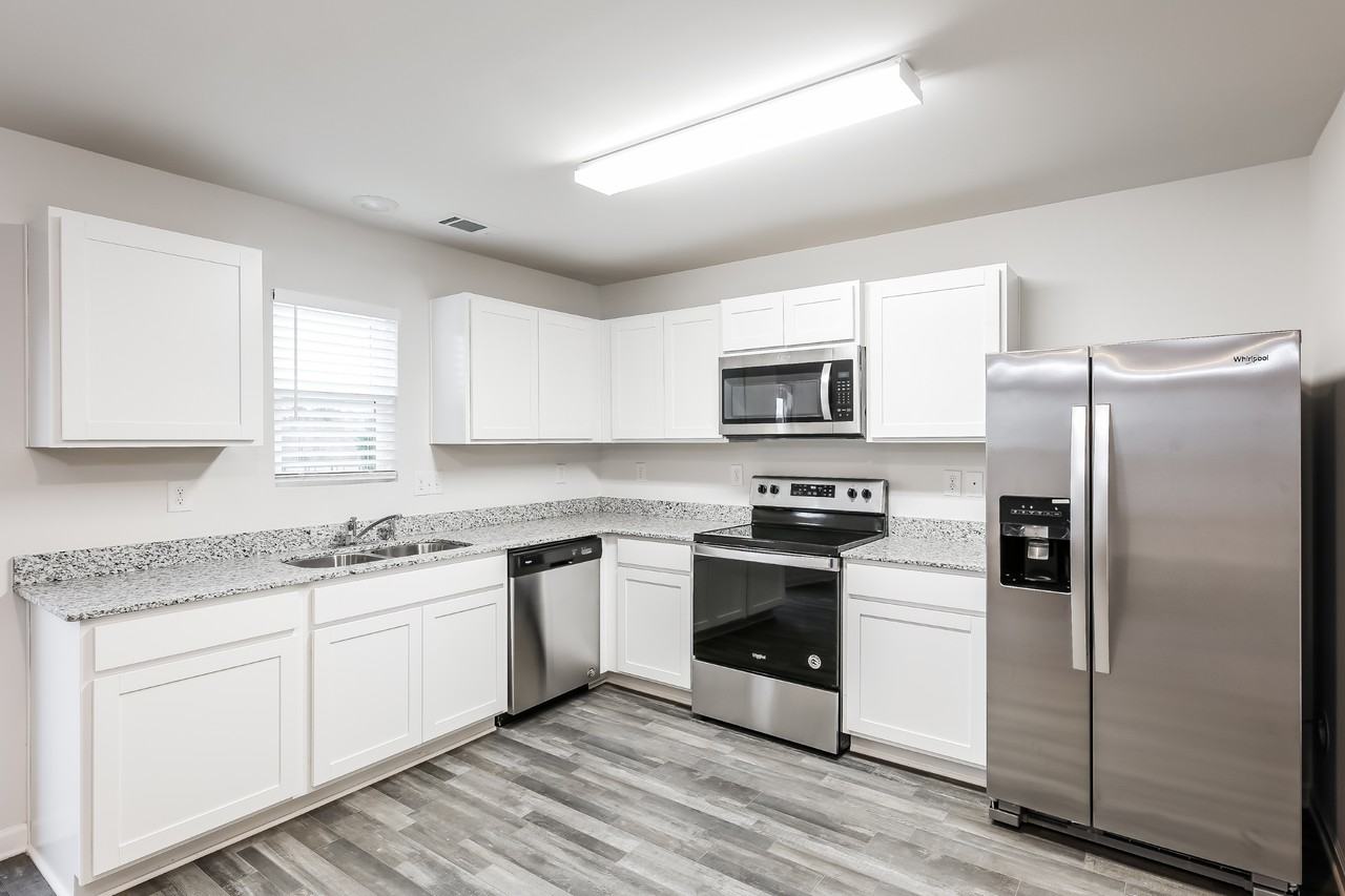 547 Springtime Ln - Photo 7 of 16