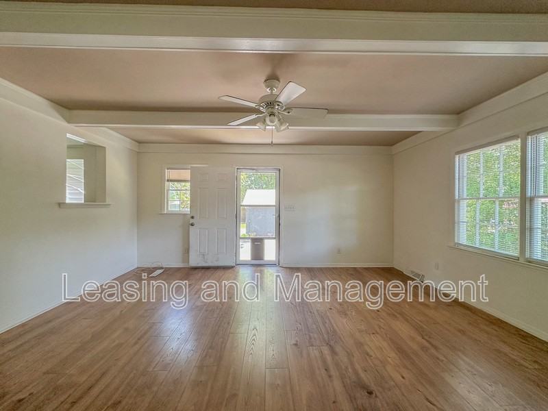 1709 Mulmar St - Photo 3 of 23
