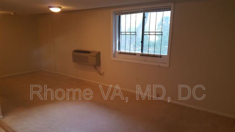 3210 S 28th St #103 - Photo 4 of 10