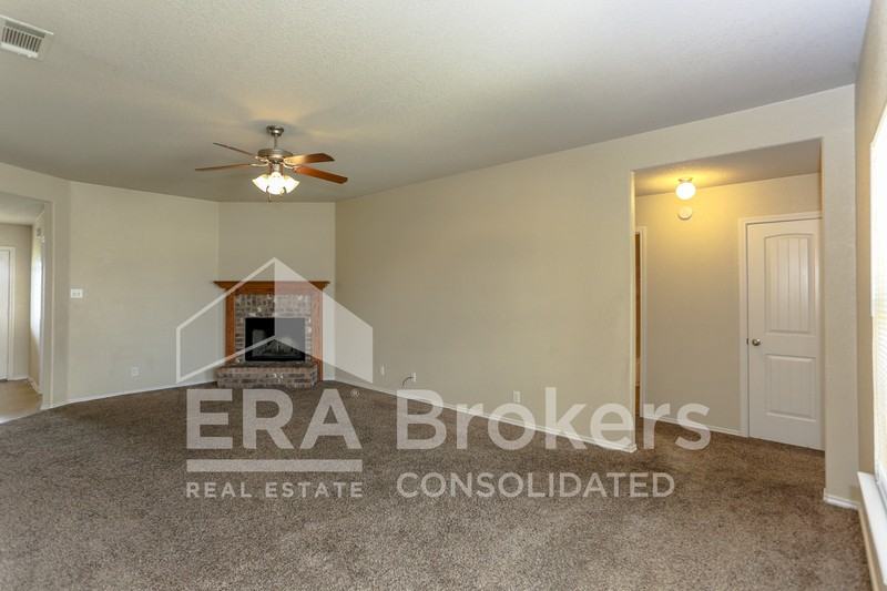 3509 Lorena Dr - Photo 3 of 16