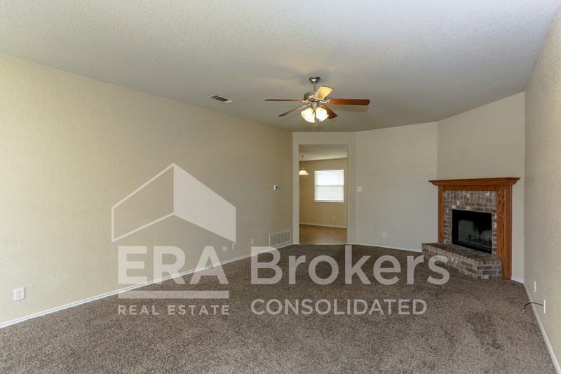3509 Lorena Dr - Photo 4 of 16