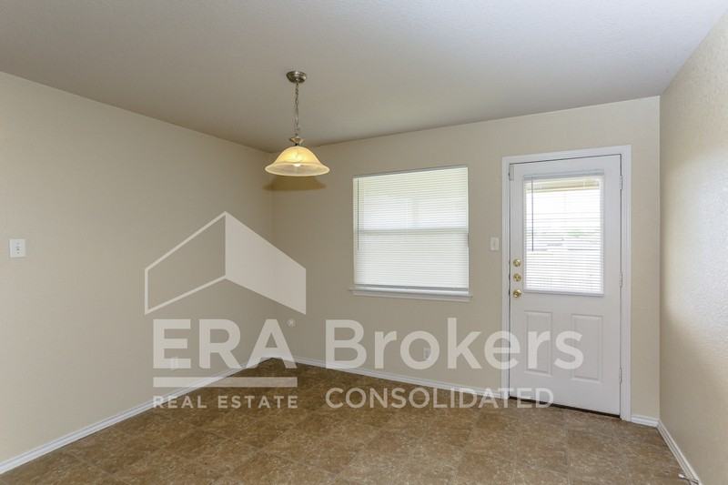 3509 Lorena Dr - Photo 5 of 16