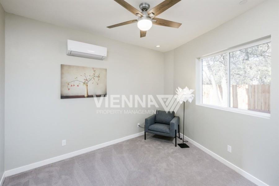 7437 Antelope Rd - Photo 4 of 34