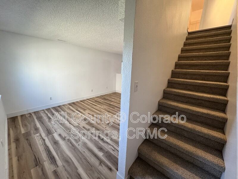 6676 Provincial Dr - Photo 6 of 13
