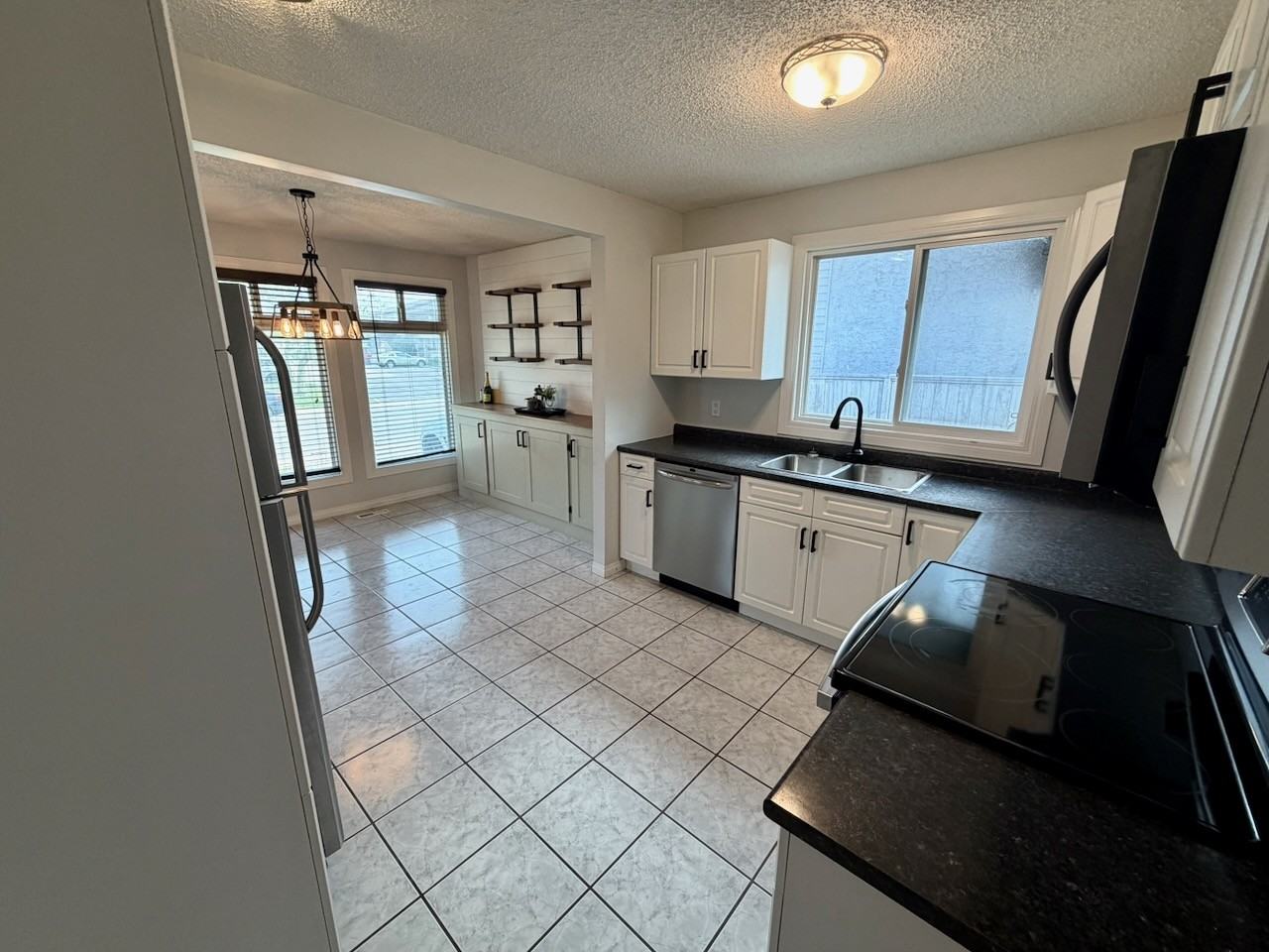 2340 138 Ave Nw - Photo 7 of 39
