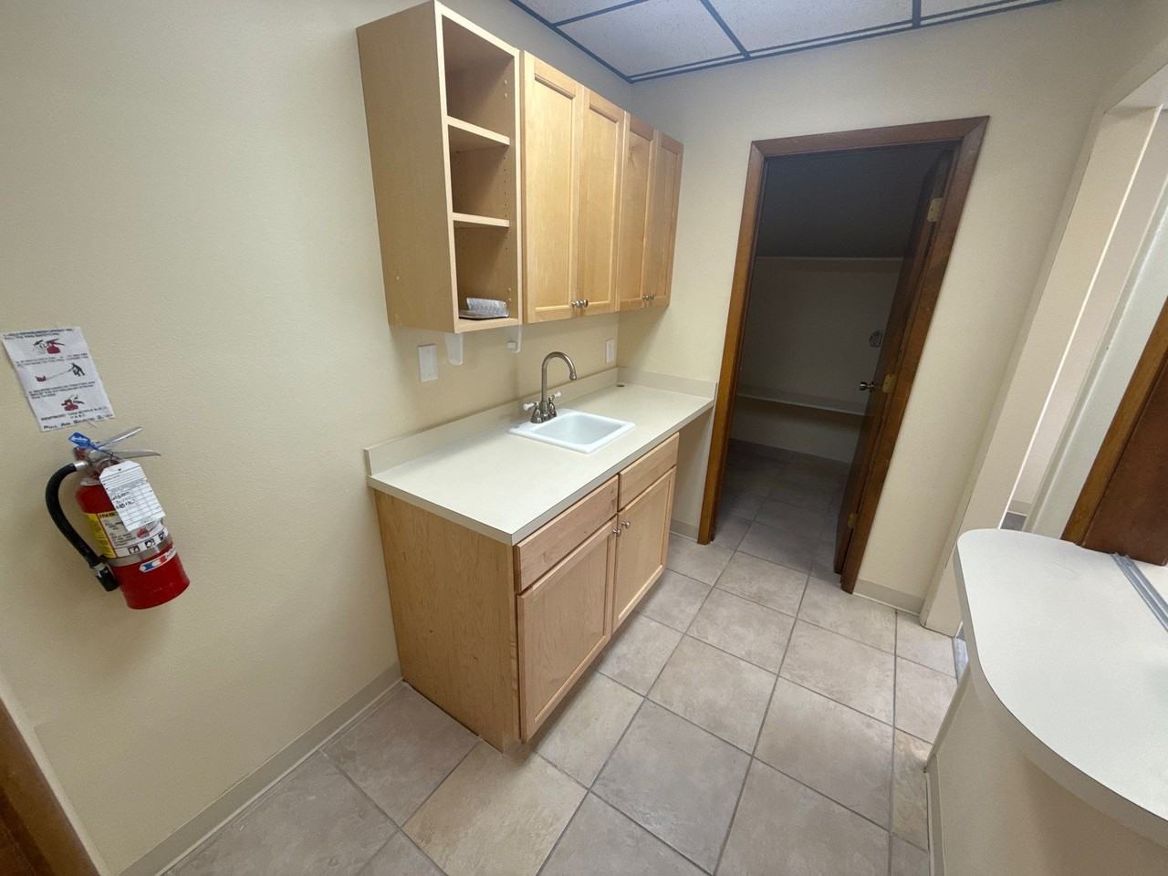 700 Se 5th Ter - Photo 4 of 21