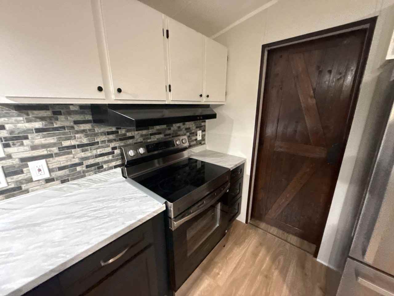 10007 S Riviera Pt - Photo 5 of 19