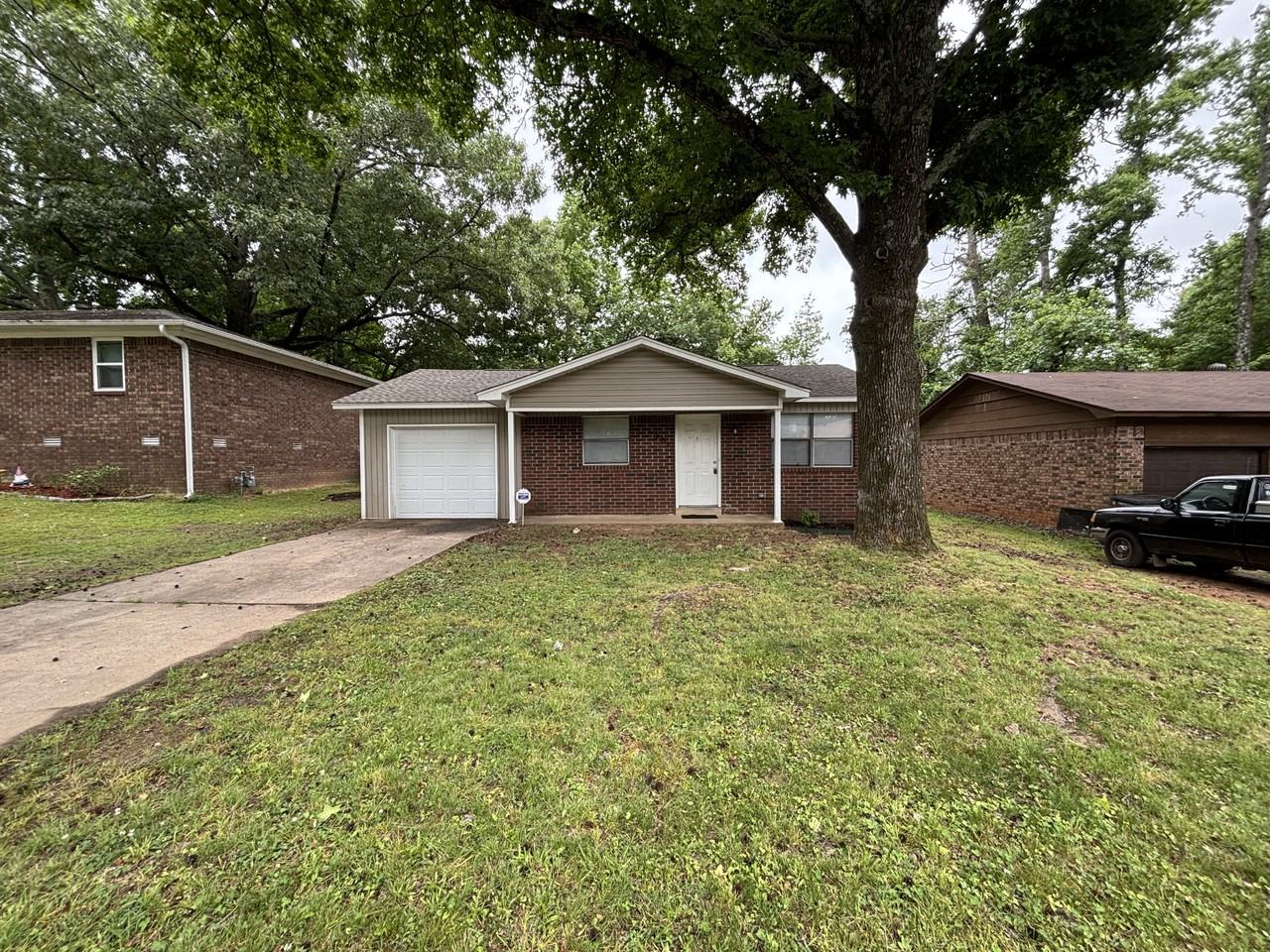1301 Liberty Dr