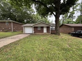 featured image of 1301 Liberty Dr