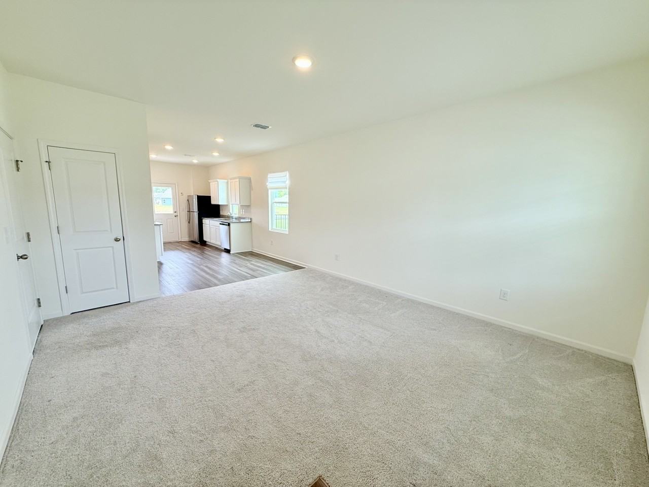 579 Castillo Dr - Photo 2 of 26