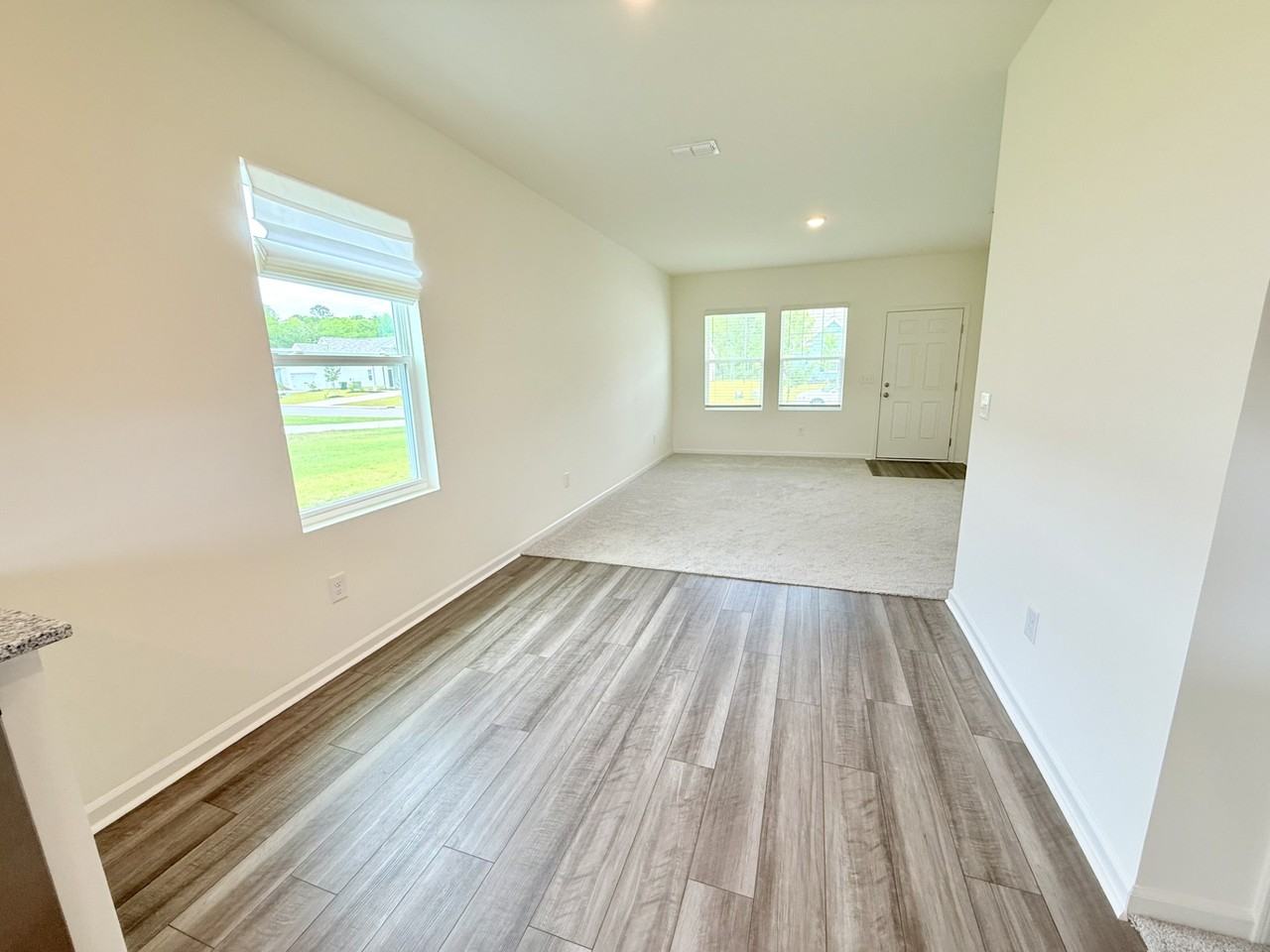 579 Castillo Dr - Photo 4 of 26