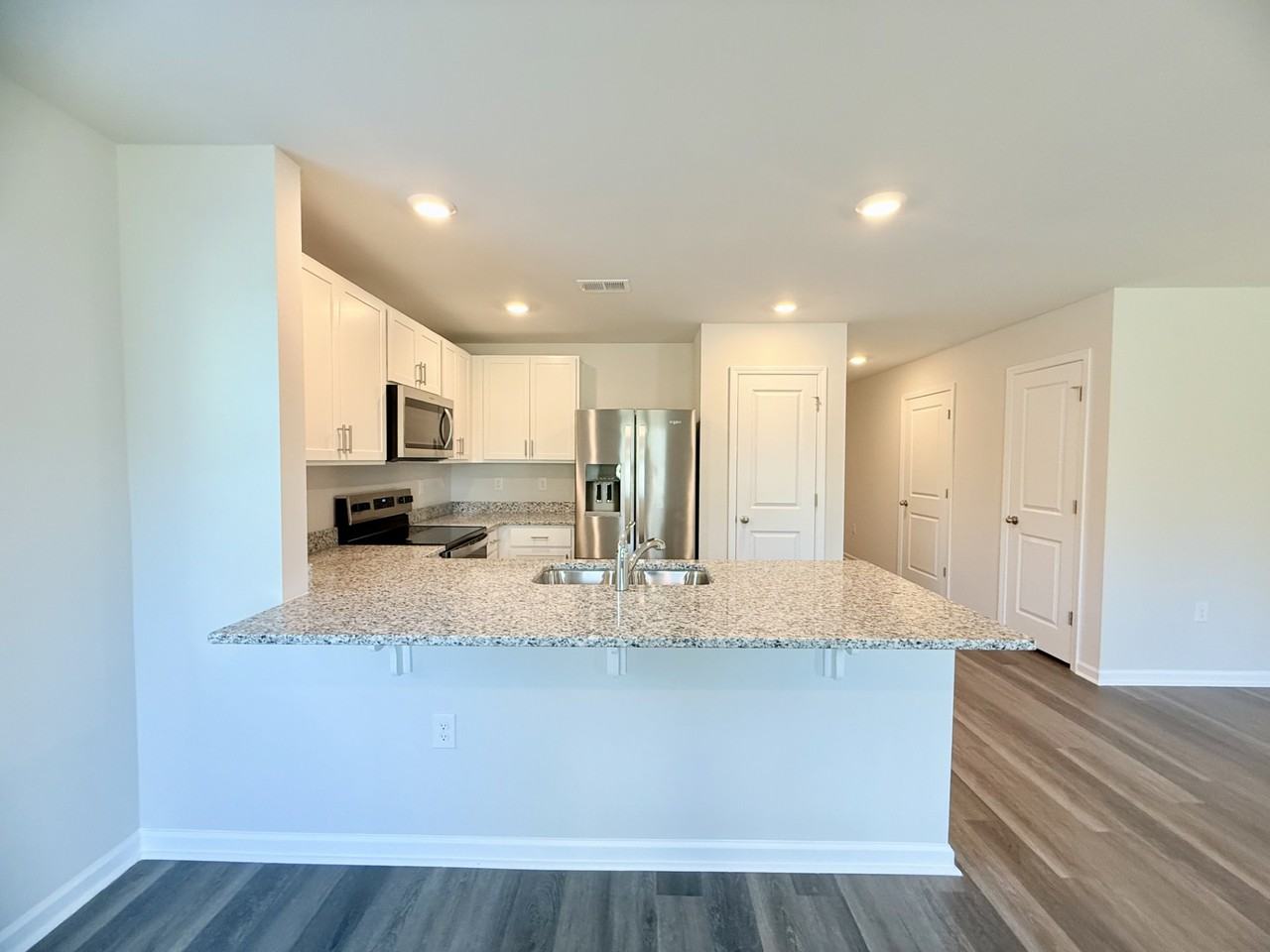 128 Harvest Gold Dr - Photo 6 of 28