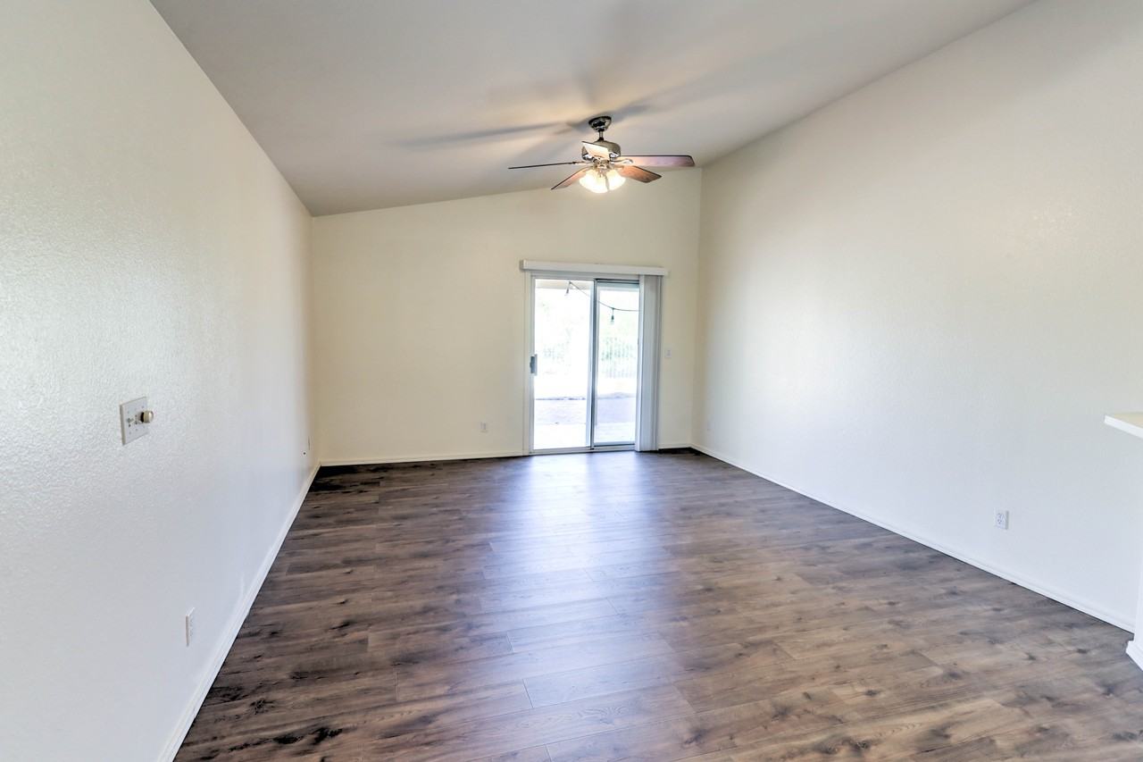 10984 N Double Eagle Ct - Photo 7 of 29