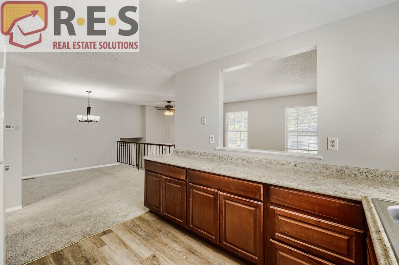 8460 Prairie Clover Way - Photo 4 of 18