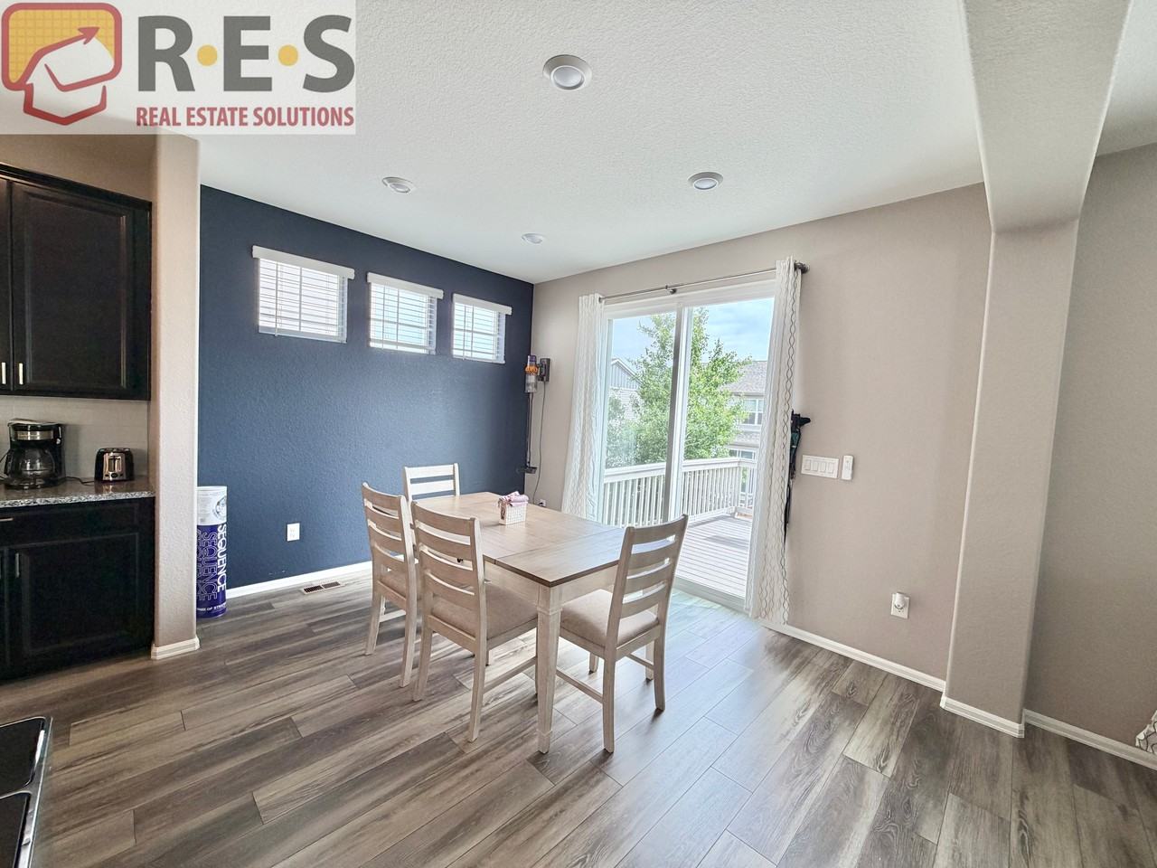 3260 Jonquil St - Photo 6 of 20