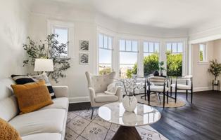 featured image of 1235 Oak St