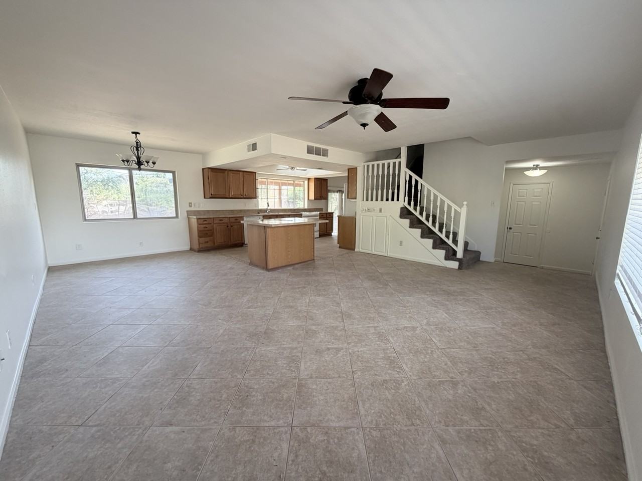 2723 S Estrella Cir - Photo 3 of 41